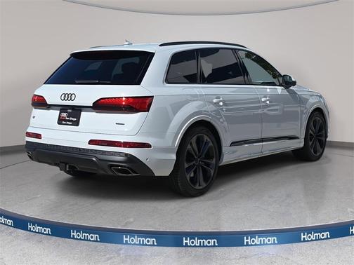 2026 Audi Q7 55 Premium Plus