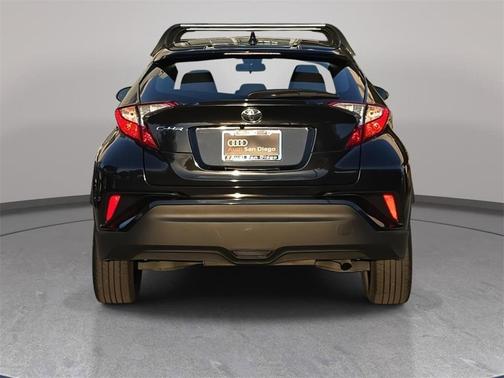 2021 Toyota C-HR XLE