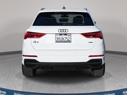 2025 Audi Q3 Premium 45 TFSI S line quattro Tiptronic