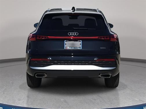 2025 Audi Q5 Premium TFSI quattro S tronic