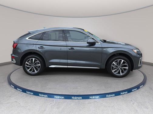 Daytona Gray Pearl Effect 2021 Audi Q5 45 Premium Plus