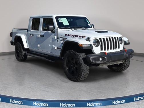 Bright White Clearcoat 2021 Jeep Gladiator Mojave 4x4