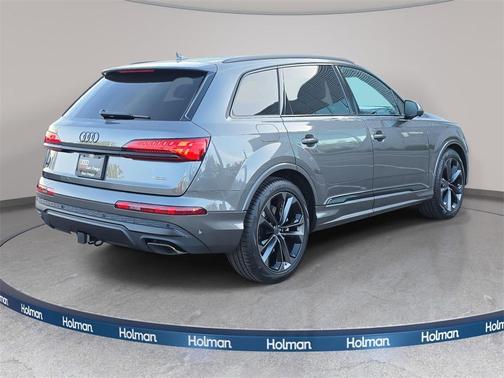 2026 Audi Q7 55 Premium Plus