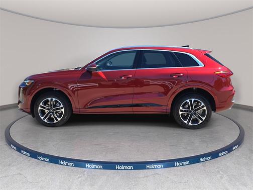 2025 Audi Q5 Premium