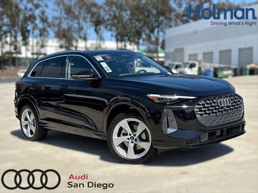 2025 Audi Q5 Premium Plus