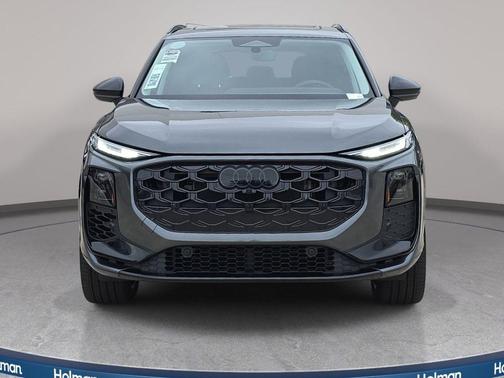 Daytona Gray Pearl Effect 2026 Audi Q3 TFSI quattro S tronic