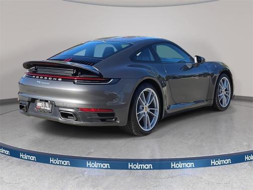 2021 Porsche 911 Carrera