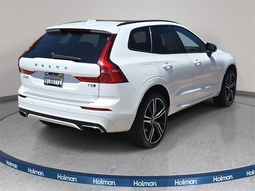 2021 Volvo XC60 T5 R-Design