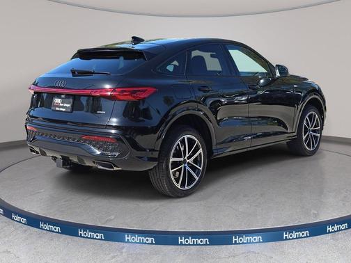 Mythos Black Metallic 2026 Audi Q5 Sportback Premium Plus TFSI quattro S tronic