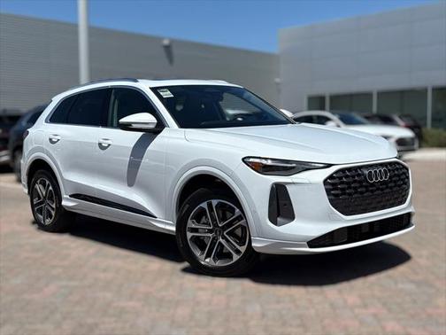 2025 Audi Q5 Premium Plus