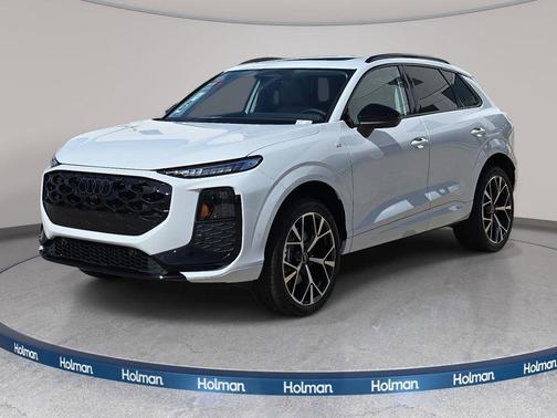 Glacier White Metallic 2026 Audi Q3 TFSI quattro S tronic