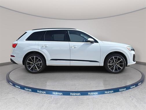 2026 Audi Q7 45 Premium Plus
