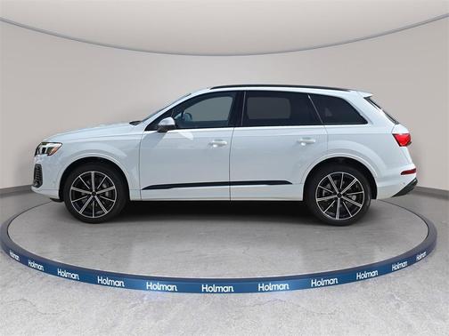 2026 Audi Q7 45 Premium Plus