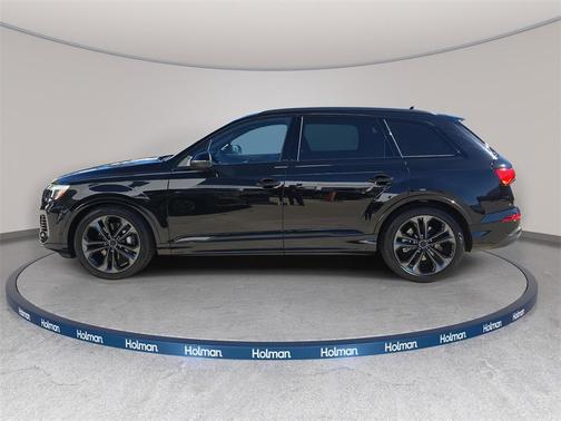 2026 Audi Q7 55 Premium Plus