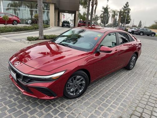 2024 Hyundai ELANTRA HEV Blue