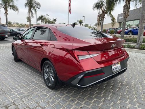 2024 Hyundai ELANTRA HEV Blue