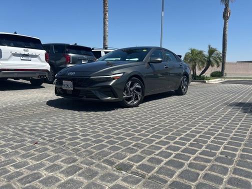 2024 Hyundai ELANTRA HEV Limited