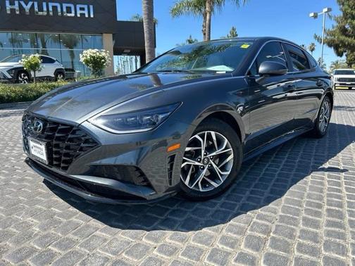 Gray 2023 Hyundai SONATA SEL