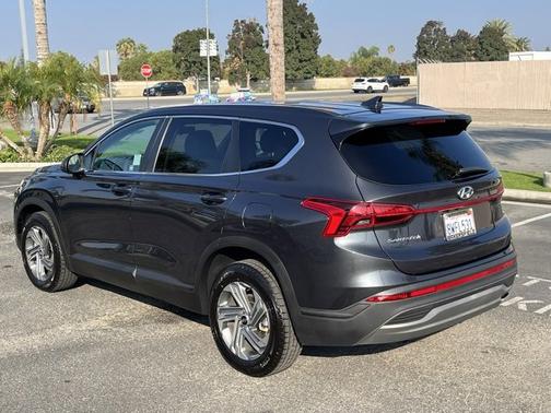2021 Hyundai SANTA FE SE