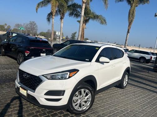 2021 Hyundai TUCSON SE