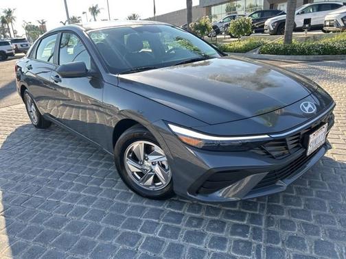 Gray 2026 Hyundai ELANTRA SE