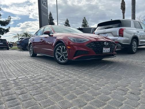 2023 Hyundai SONATA SEL