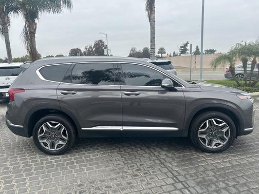 2022 Hyundai SANTA FE HEV Limited