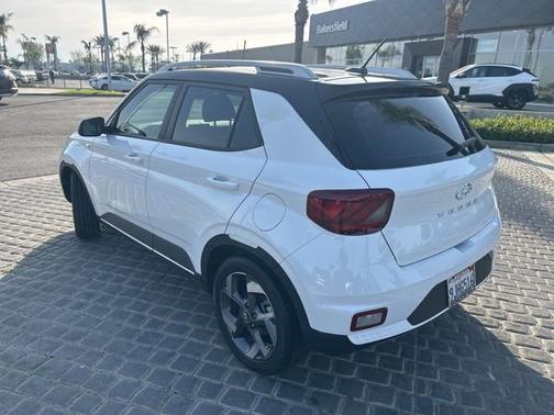 2024 Hyundai VENUE Limited