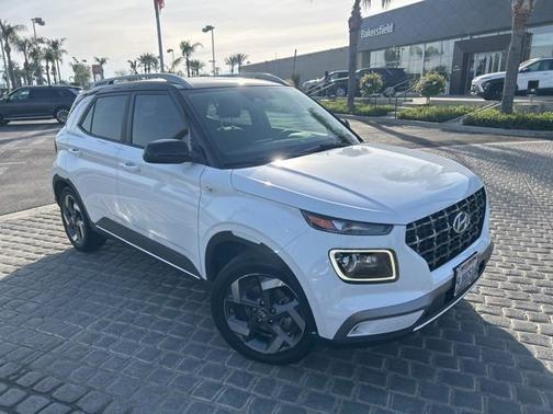 2024 Hyundai VENUE Limited