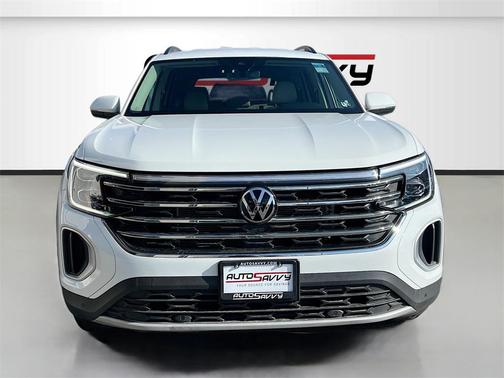 2024 Volkswagen Atlas 2.0T SE w/Technology 4MOTION
