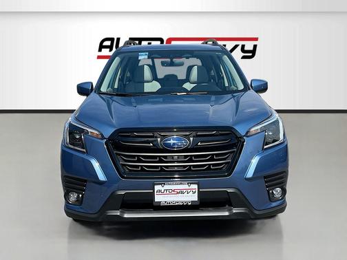 Horizon Blue Pearl 2024 Subaru Forester Premium