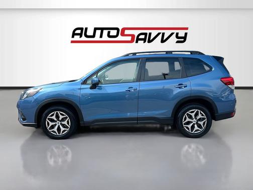 Horizon Blue Pearl 2024 Subaru Forester Premium