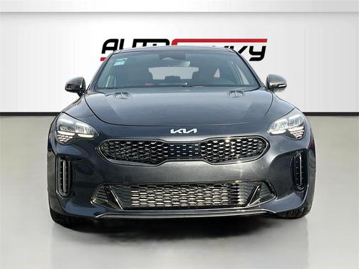 2022 Kia Stinger GT1