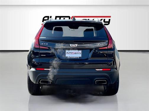 2023 Cadillac XT4 Luxury