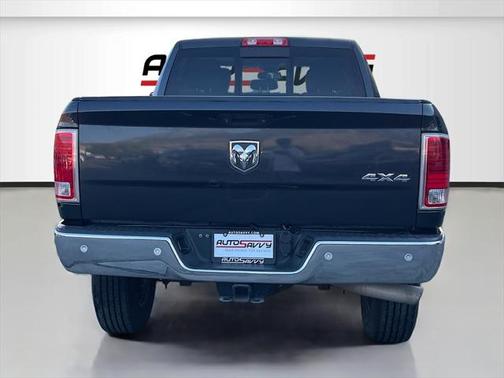 2018 RAM 2500 Laramie Crew Cab 4x4 6'4' Box