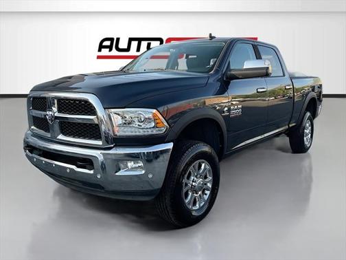 2018 RAM 2500 Laramie Crew Cab 4x4 6'4' Box