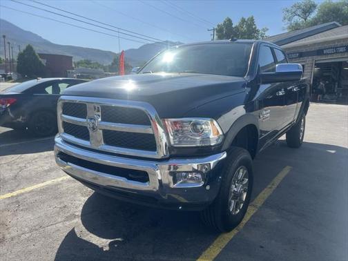 2018 RAM 2500 Laramie Crew Cab 4x4 6'4' Box