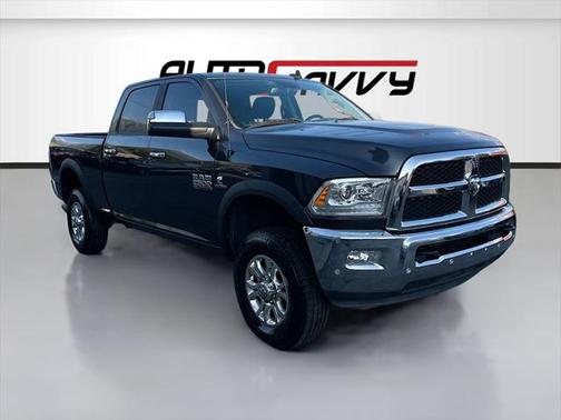 2018 RAM 2500 Laramie Crew Cab 4x4 6'4' Box