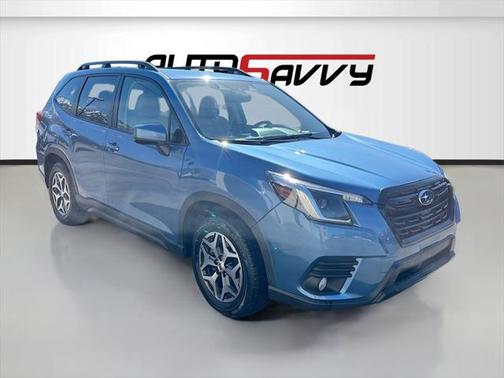 2024 Subaru Forester Premium