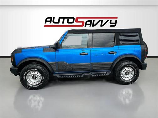 2023 Ford Bronco Base