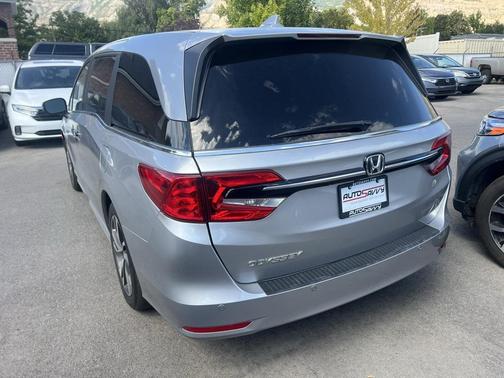 2024 Honda Odyssey Touring