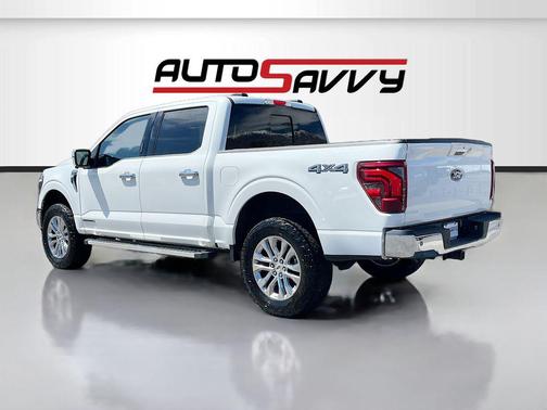 Star White Metallic Tri-Coat 2024 Ford F-150 Lariat