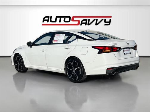2024 Nissan Altima SR FWD