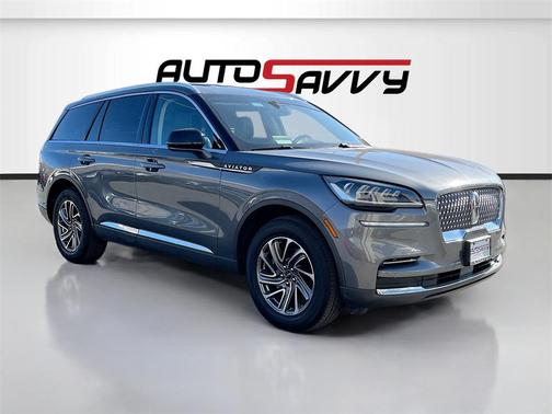 2023 Lincoln Aviator Standard AWD