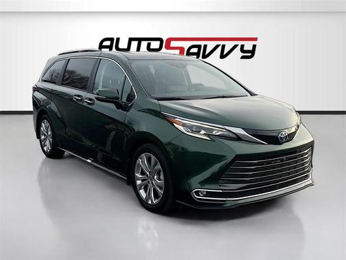 2024 Toyota Sienna Platinum