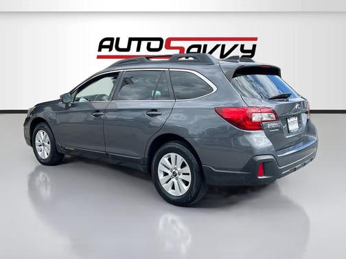 Gray Metallic 2018 Subaru Outback 2.5i Premium