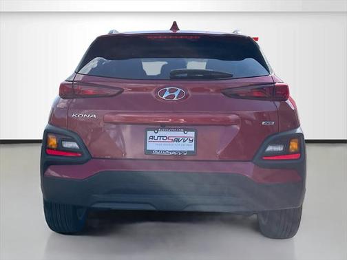 2020 Hyundai KONA SEL Plus