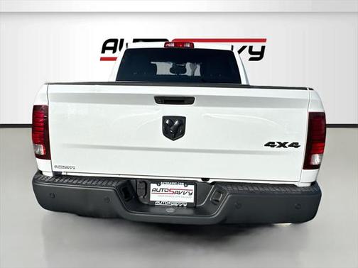 2022 RAM 1500 Classic Warlock Crew Cab 4x4 5'7' Box