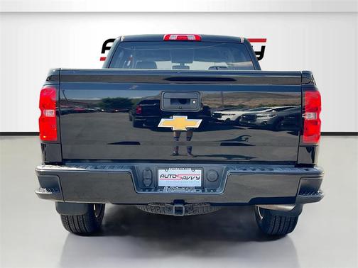 2018 Chevrolet Silverado 1500 Custom