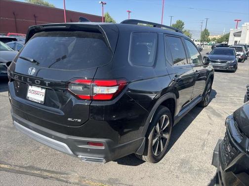 2025 Honda Pilot Elite